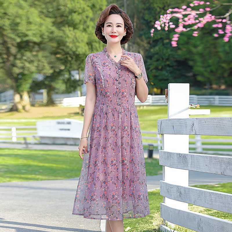 فستان صيفي أنيق للأمهات في منت - مراجعة Summer Clothing Over 60 وسعره