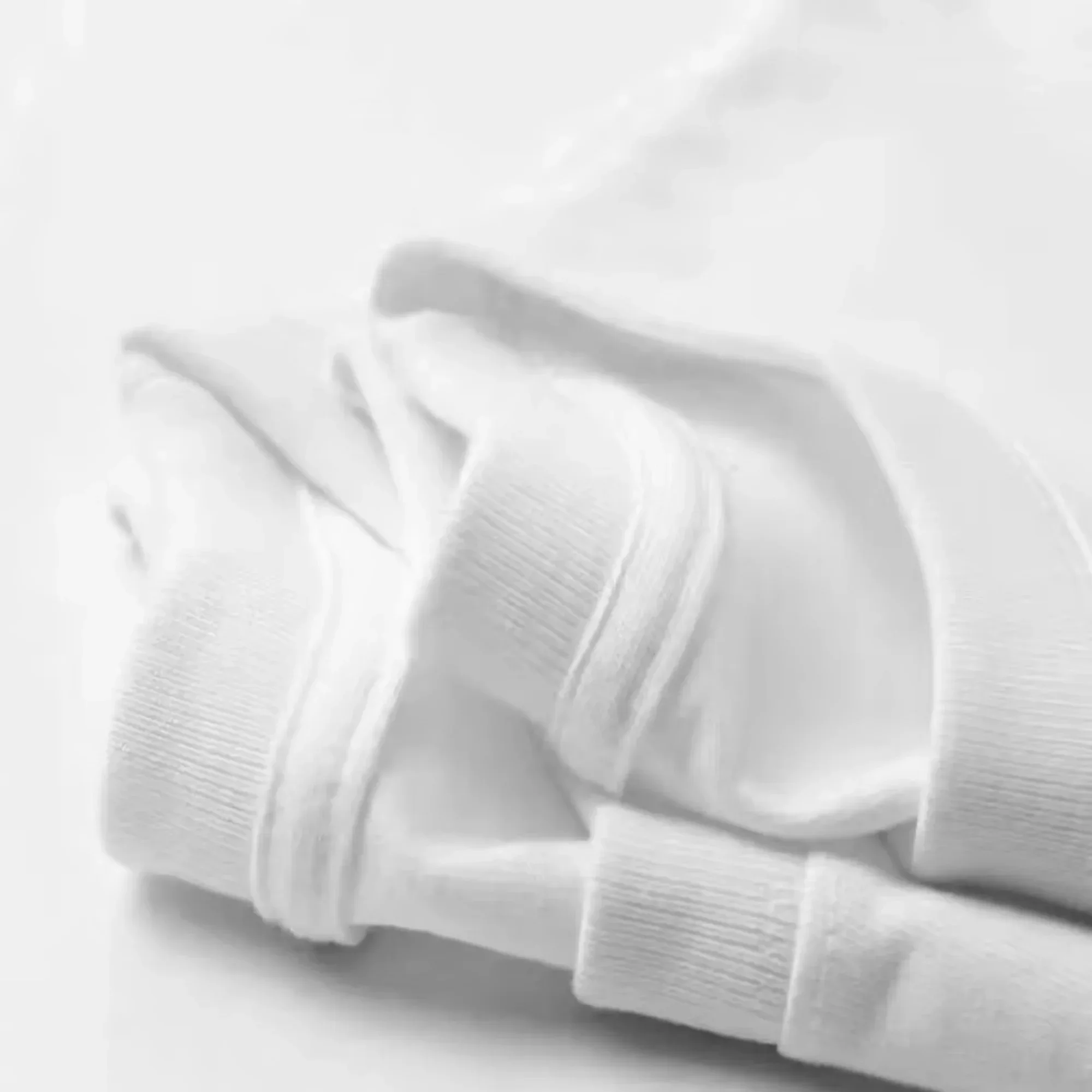 تي شيرت رومان رينز الأكثر مبيع - مراجعة Summer Reign Clothing وسعره